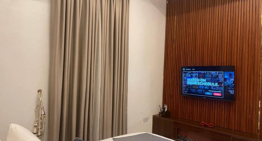 Premium Suite